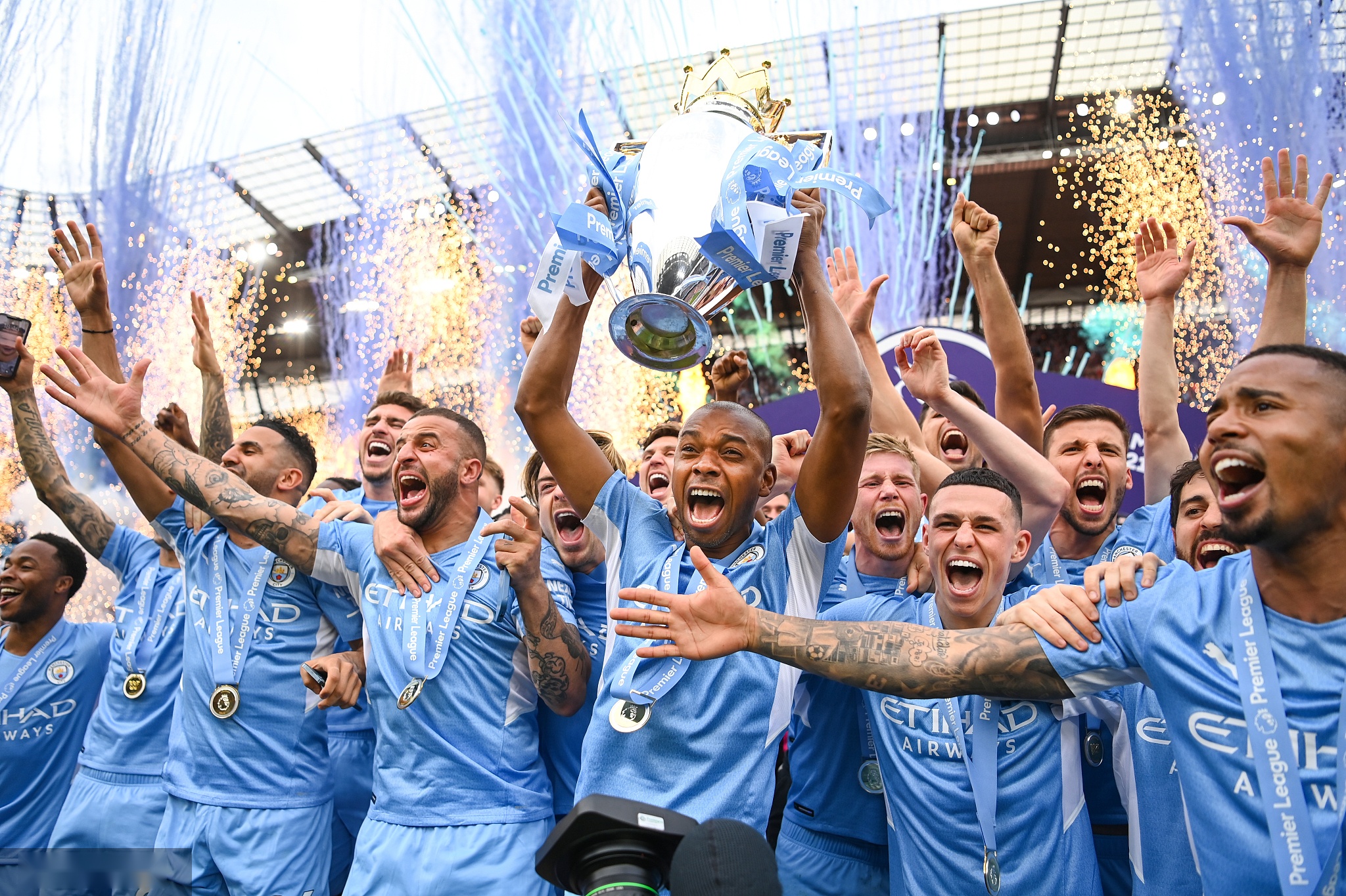 了更加鲜活 了更加鲜活